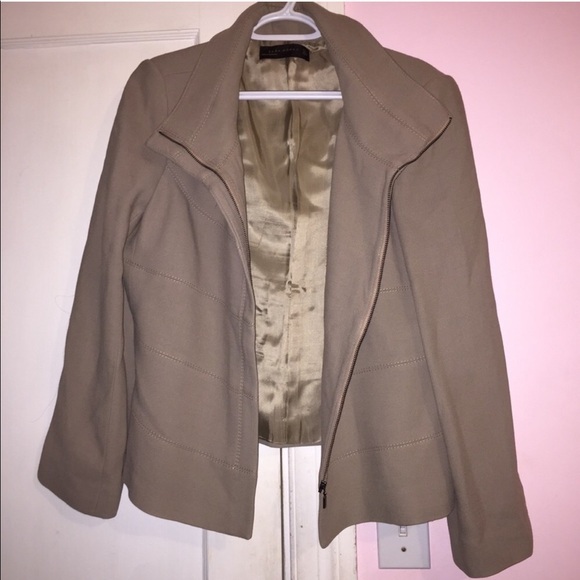 Zara Jacket - Picture 1 of 4
